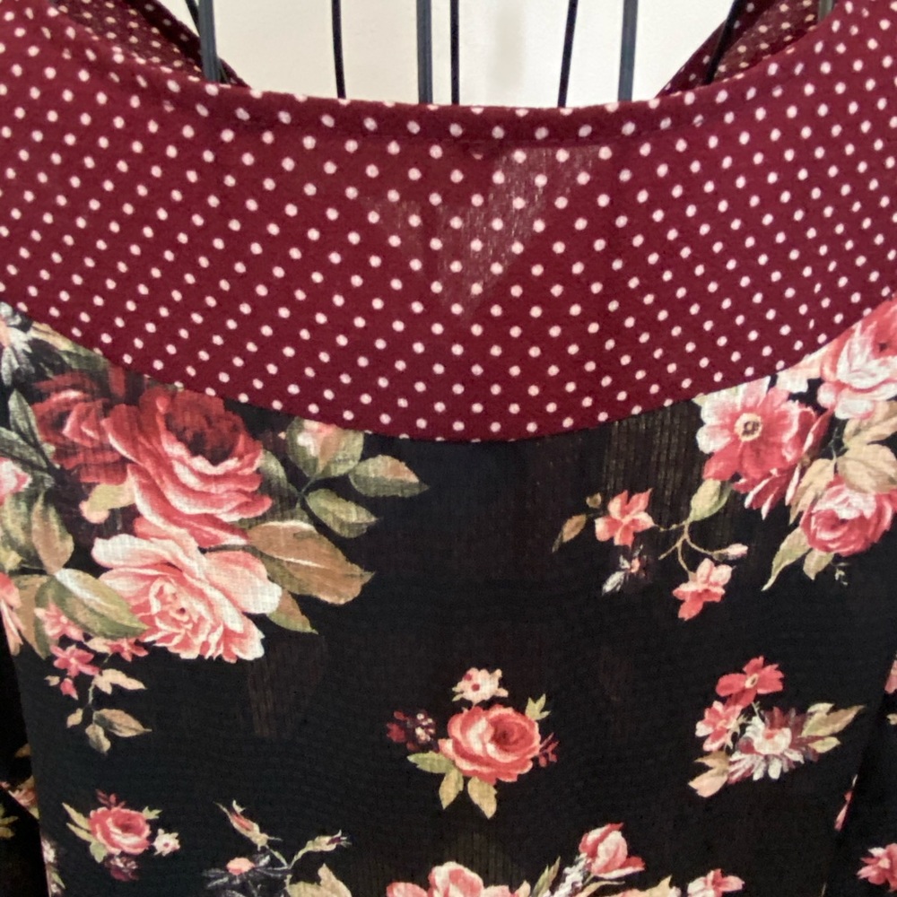 *CLEARANCE* ODDI Floral Tie Sleeve Lightweight Blouse - Picture 8 of 11